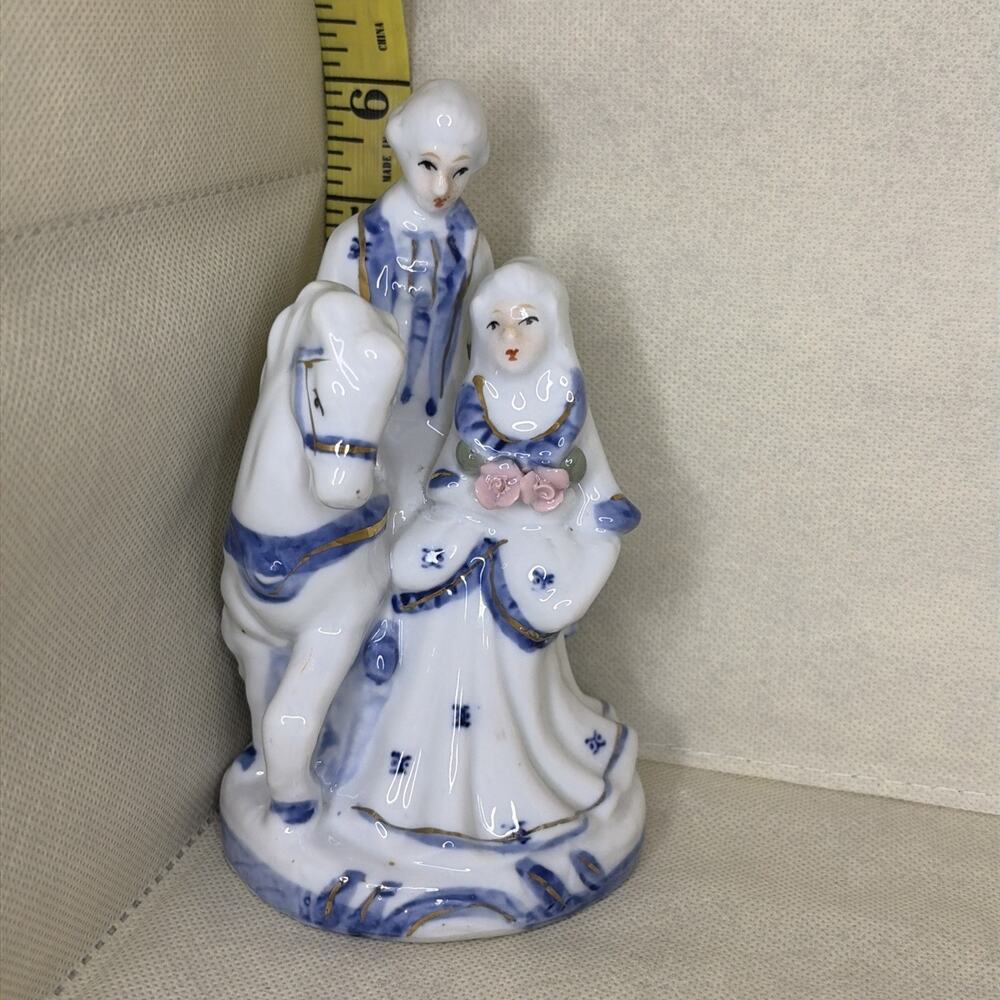 George & Martha Victorian Colonial Porcelain Figurine Blue White Gold
